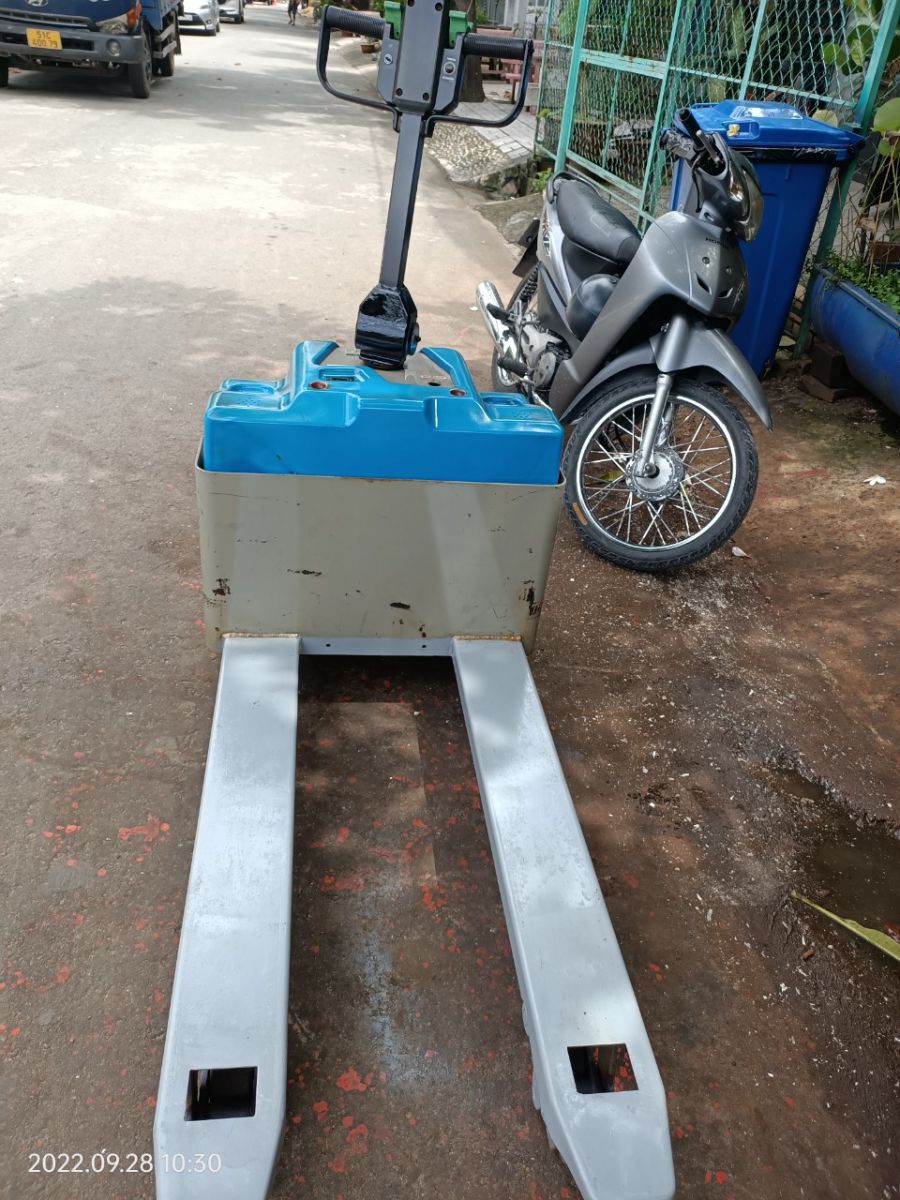 Xe nâng tay điện OPK Nhật bãi