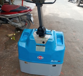 Xe nâng tay điện hiệu OPK Nhật bãi tải 2000kg
