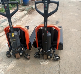 Xe Nâng Tay Điện BT Nhật Bãi – Giải Pháp Nâng Hạ Hiệu Quả, Tiết Kiệm Chi Phí